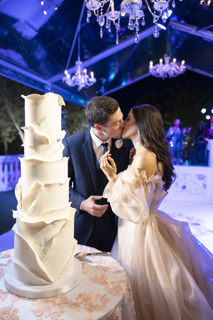 Best wedding cakes of 2022 at Hillside Estate in DFW