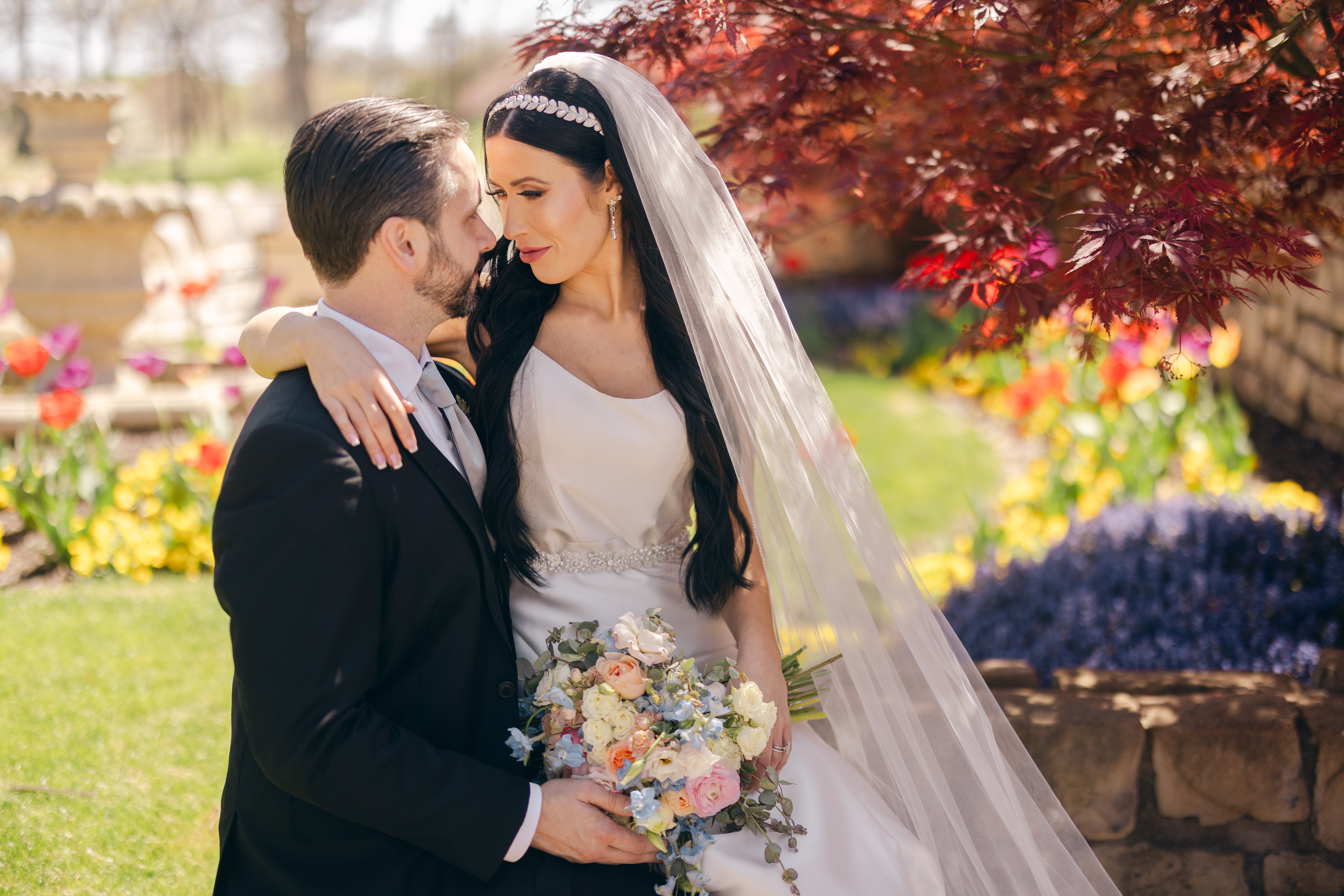 wedding portrait of bride and groom at Pinnacle Hills Country Club