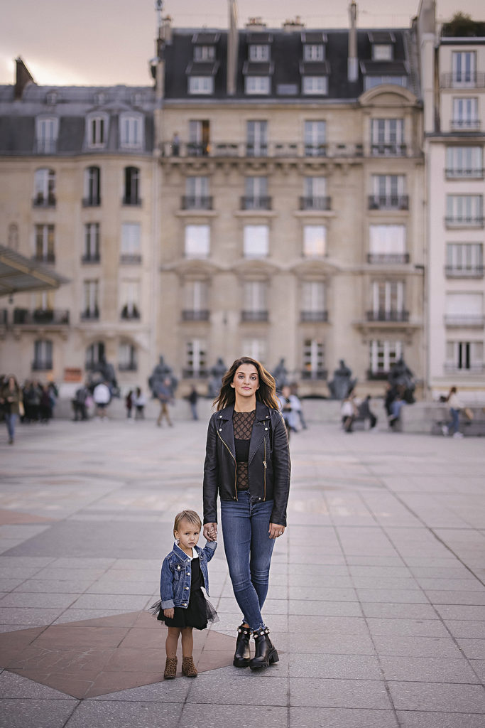 Paris Family Portraits of mother and daughter
