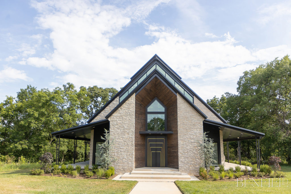Exterior photo of the Osage Chapel for Weddings at Osage House