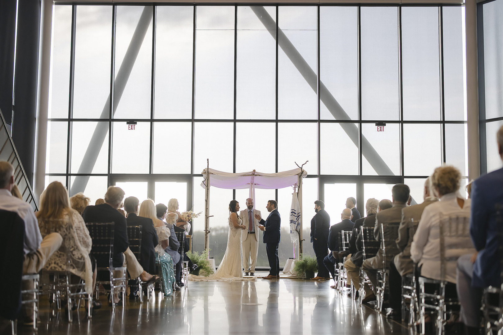 Wedding ceremony at US Marshals Museum